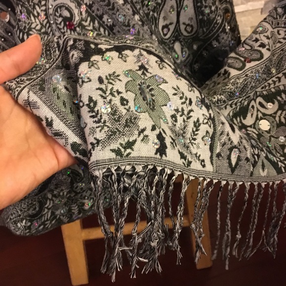 Persian classic scarf - Picture 5 of 7